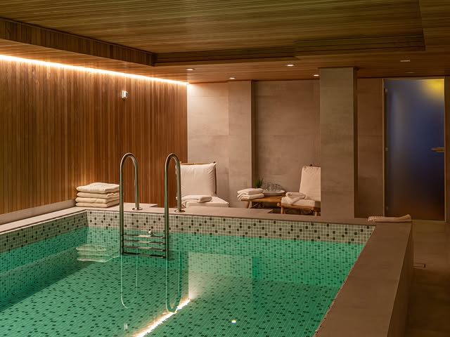 465753004_1609903329608581_4905250963527310980_n.